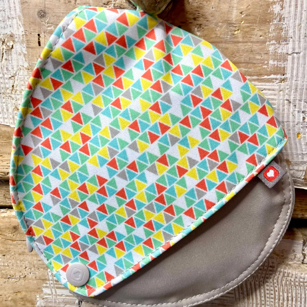 Close Pop-in Contoured Reusable Teardrop Bamboo Breast Pads and Shaped Wet/Dry Zipp able Storage Pouch