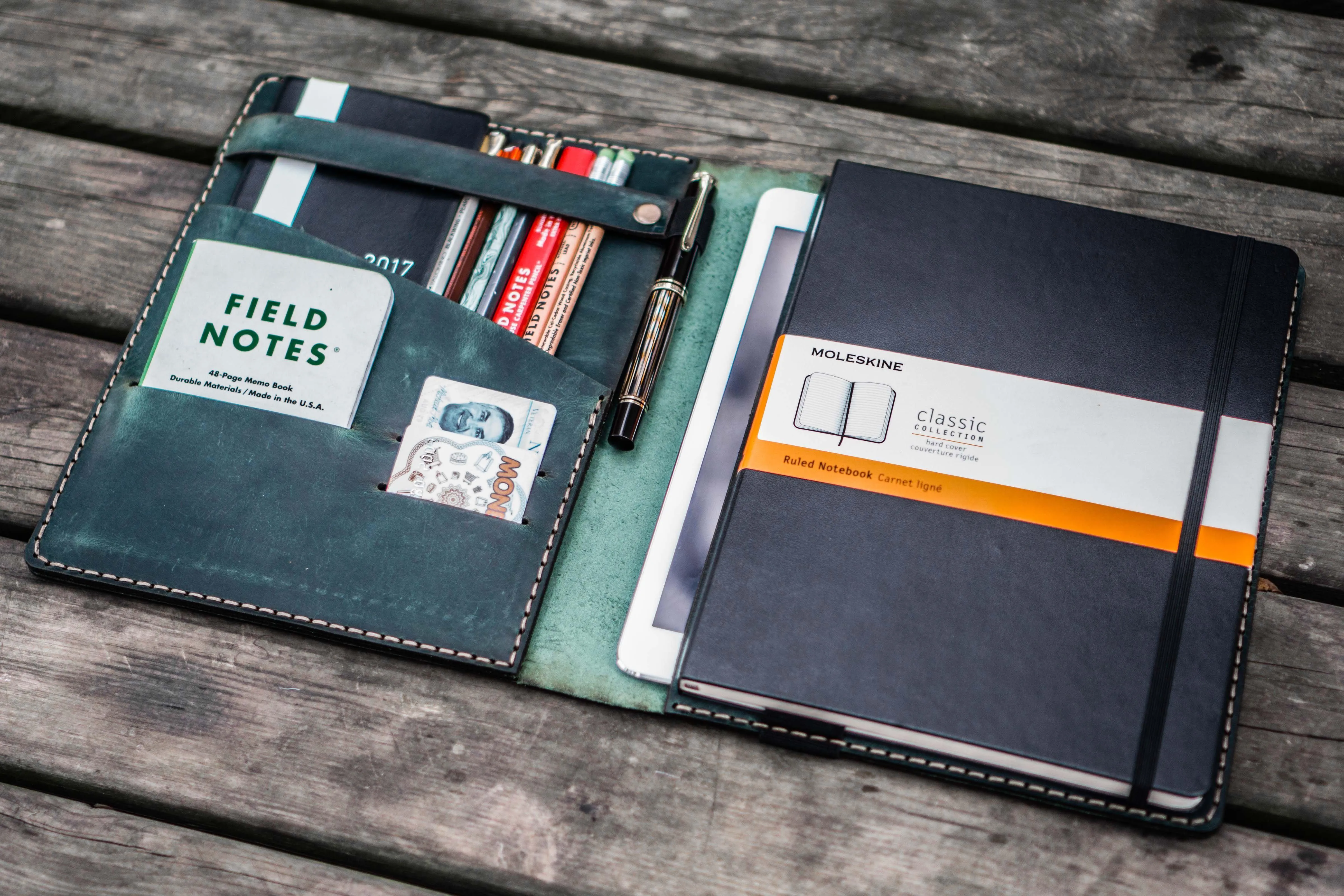 iPad Air/Pro & Extra Large Moleskine Cover - Crazy Horse Forest Green