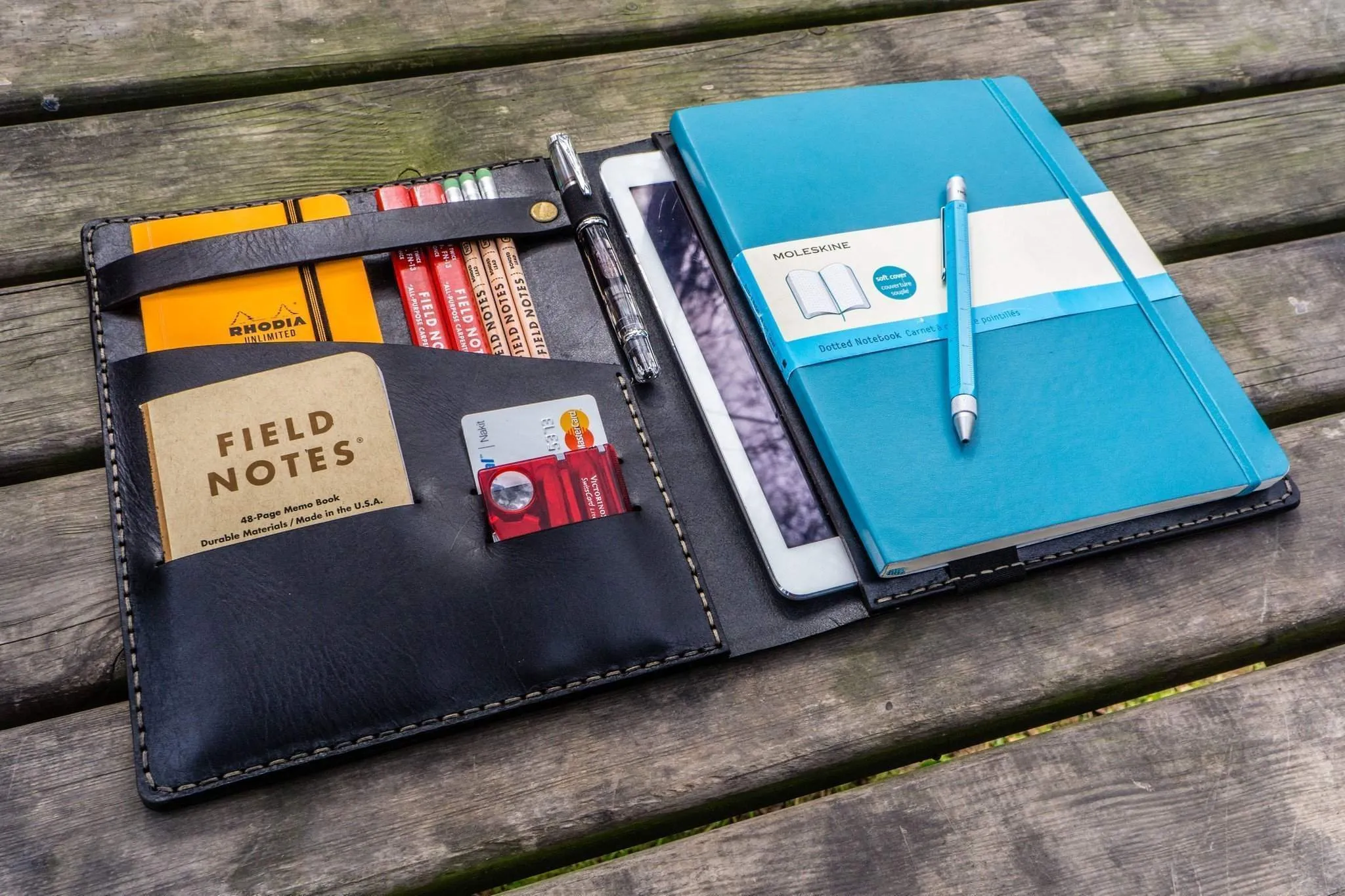 iPad Pro 11 - Pro 10.5 and B5 Size Notebook Cover - Black